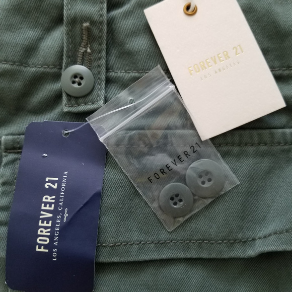 NWT Forever 21 Women's Short Size 24 - Picture 6 of 7